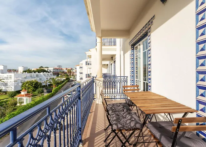 Апартаменти Host Wise - Wonderful Flats With Pool *