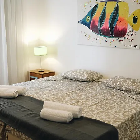Apartment Host Wise - Wonderful Flats With Pool *