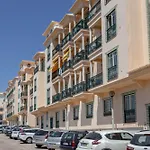 Host Wise - Wonderful Flats With Pool Apartament
